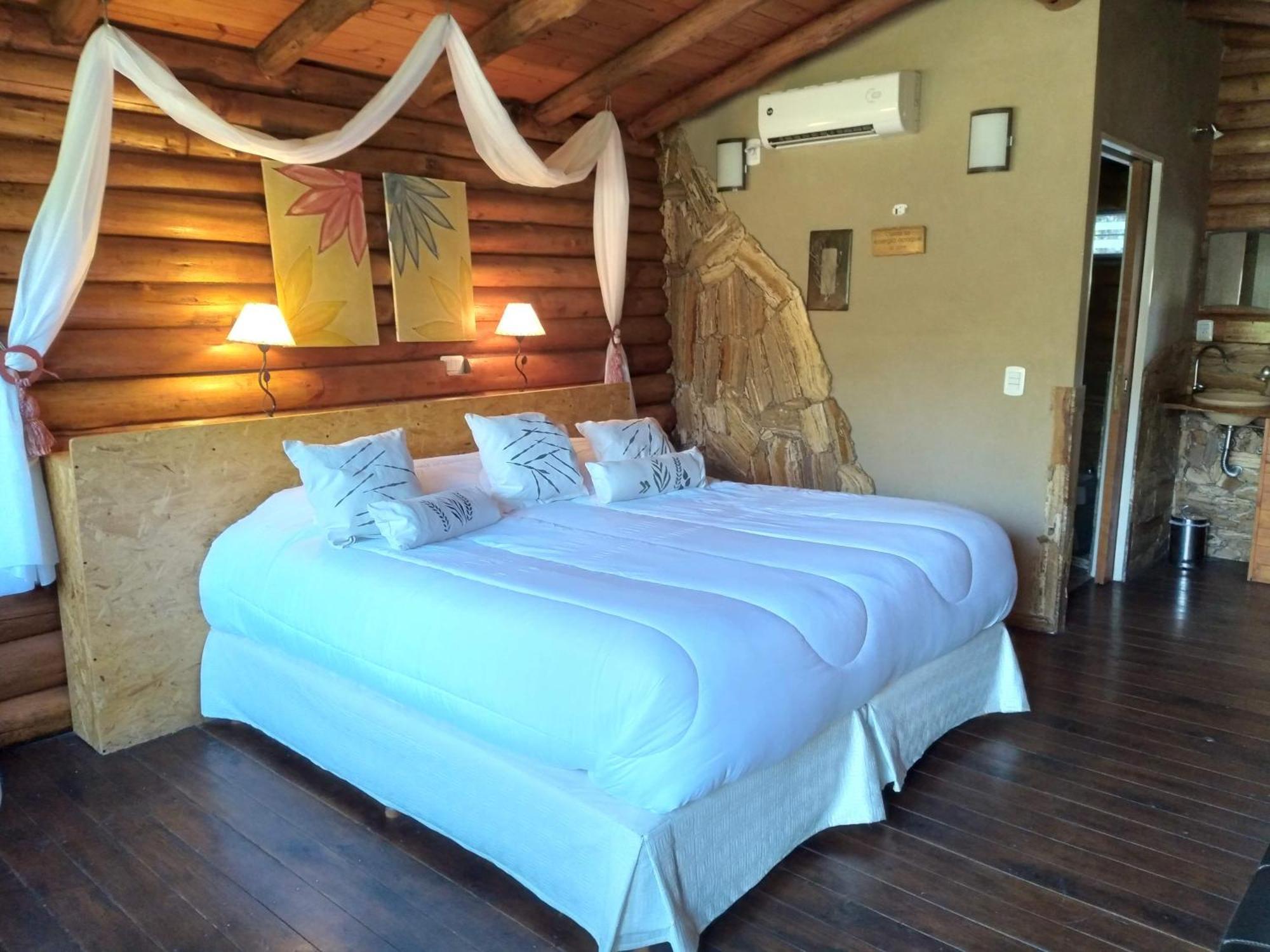 Pualy Resort & Spa Belén de Escobar Exterior foto